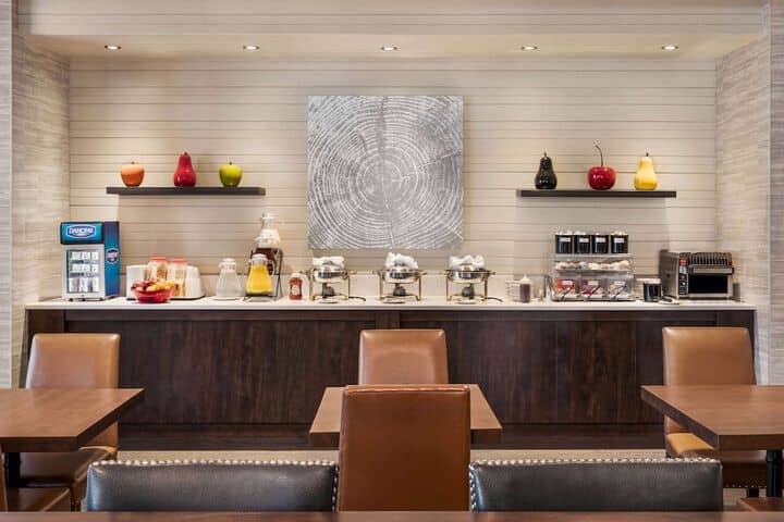 Breakfast/Coffee Service 42 of 51